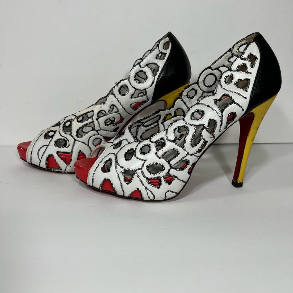 RED BOTTOMS Tell Me White Leather Open size 39 (8.5)🔥 RARE